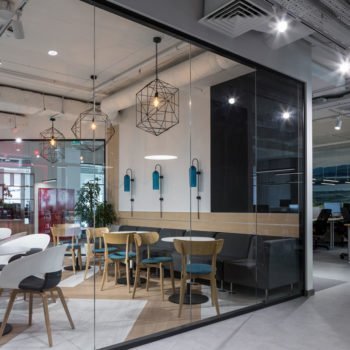 Цельностеклянные перегородки